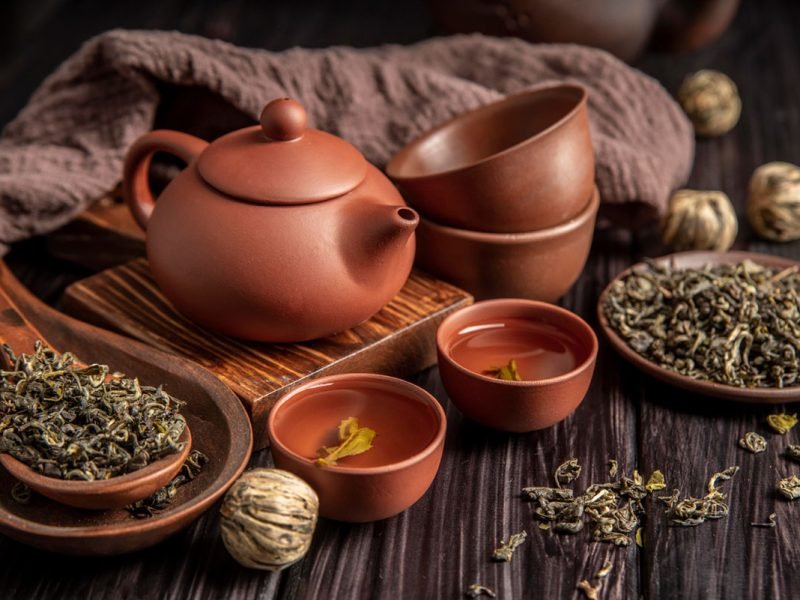 10 DIY Herbal Tea Recipes